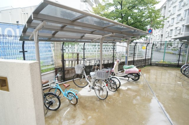 シャーメゾン　アトラのその他共用部分|屋根付駐輪場