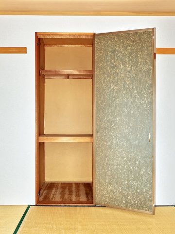 クレール吉川の収納