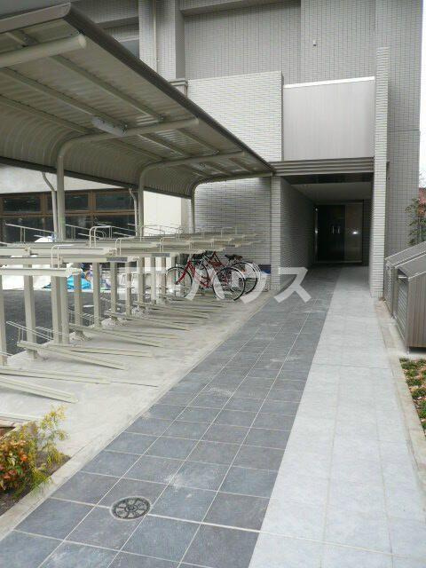ウィンヒルズ勝田台のエントランス