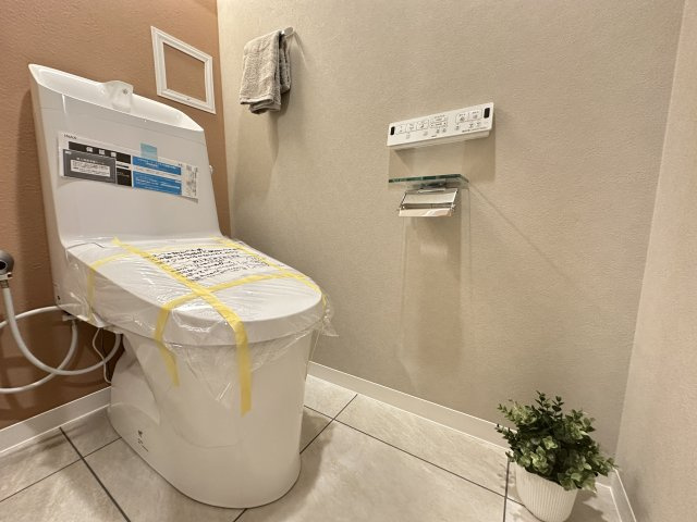 ザ・ピースプレイス横浜のトイレ|明るく清潔感のあるトイレスペースです。