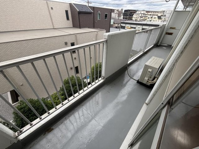 【バルコニー】 | メゾンド下屋敷I