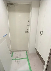 コンフォリア・リヴ淡路の玄関