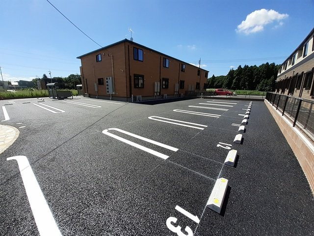 ケリーヒルズの駐車場