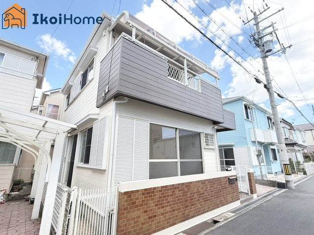 明石市魚住町清水　中古戸建のバルコニー|●年中無休：当日予約可●弊社独自の「自己資金0円プラン」もあります。ご相談承ります！