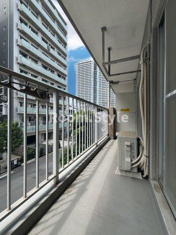 キョウエイハイツ田町のバルコニー|空室のためご都合に合わせてご内覧できます
お問合せはお電話でもお受付しております。
03-6450-5211