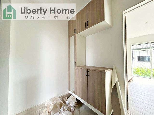 取手市井野第1期　1号棟　新築戸建の玄関