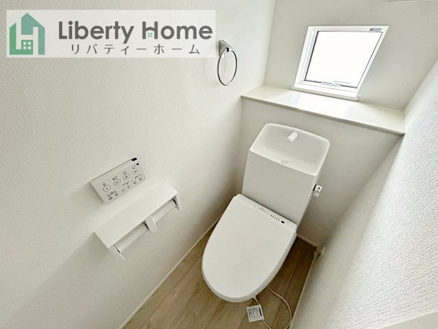 取手市井野第1期　1号棟　新築戸建のトイレ