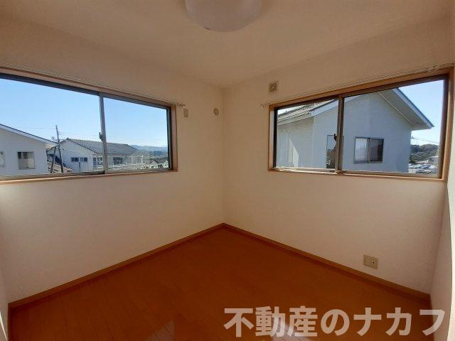 エミナンスの洋室|※同タイプの部屋写真です