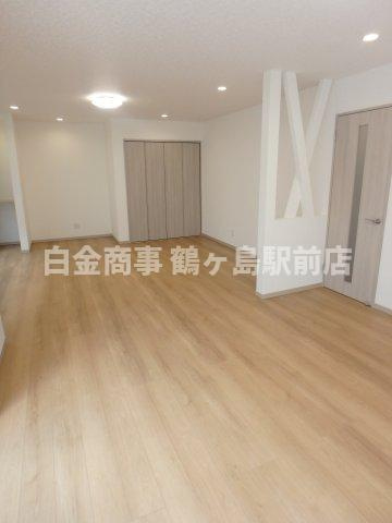 川越市下広谷　中古戸建の居間・リビング