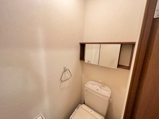 クリアーメゾン・Ｊ．ＢＳのトイレ|トイレ収納