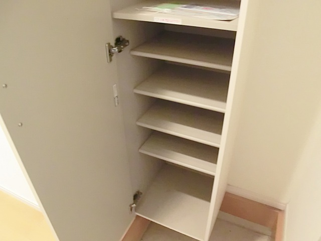 マルベリー小岩の収納|シューズクローク。