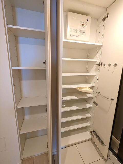 Dimus蔵前Residenceの玄関