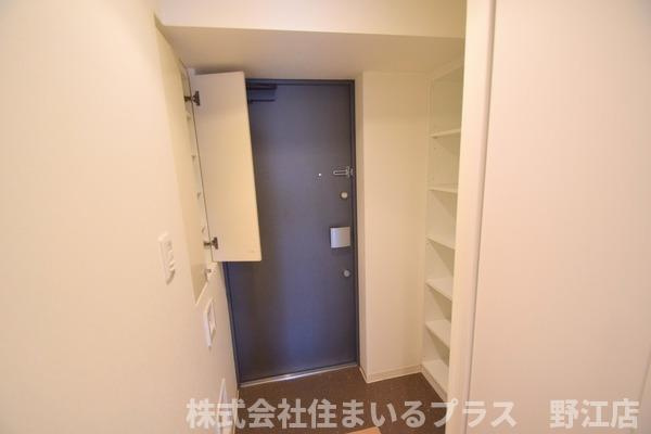 ピジェブラン太子橋の玄関