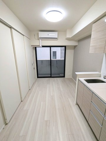 Urbanex千代田淡路町の設備|ダイニングに床暖房・エアコン・照明付です