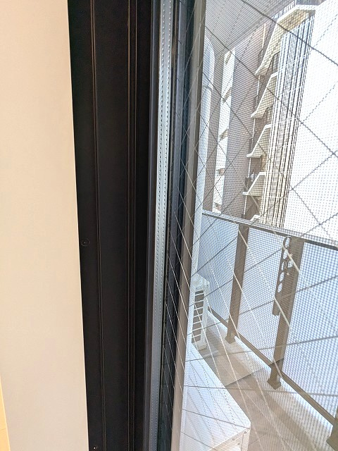 Urbanex千代田淡路町の設備|遮音性・防犯性・結露防止の遮熱効果の高いペアサッシの窓です