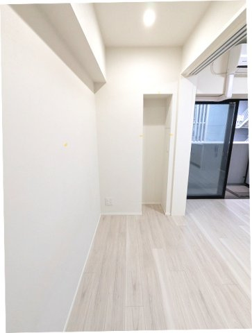 Urbanex千代田淡路町の設備|洋室にクローゼット付き、ダイニングに床暖房・エアコン・照明付です