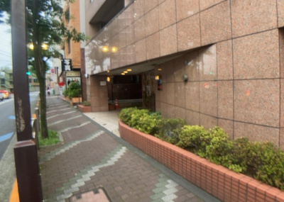 【外観】 | ヴェルヒルズ町田 | マンションの外観は非常に重要なポイントです！外観の善し悪しは資産価値に大きな影響を与えます。外観のいいマンションを購入することで、高値で売却がしやすく、買い手が見つかりやすいというメリットがあります。