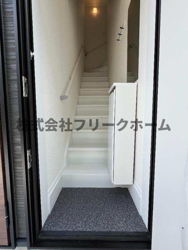 プルミエール武蔵小金井の玄関