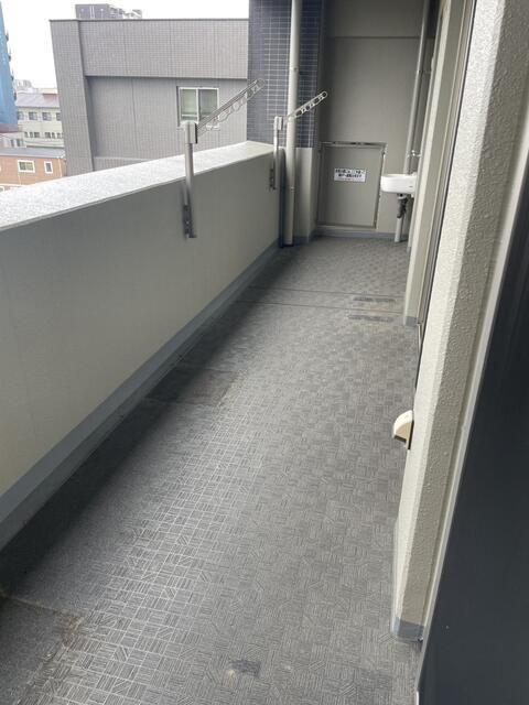 Ｄクラディア九品寺のバルコニー
