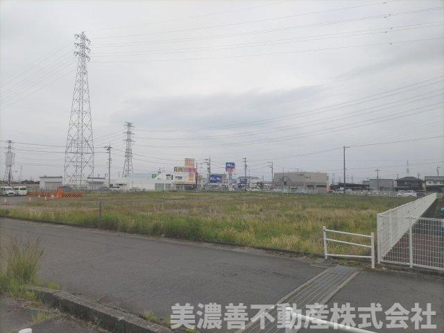 ６６９４２　本巣市政田土地