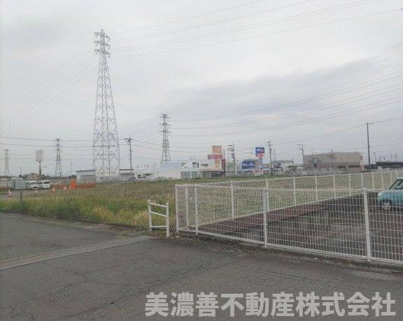 ６６９４２　本巣市政田土地の外観