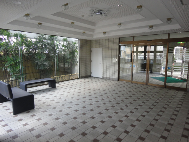 ライオンズマンション日吉町【キャッシュバック対象】のエントランス