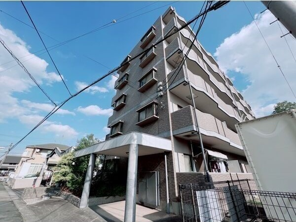 ユーライフ加家の外観