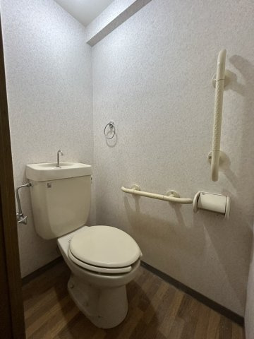 【トイレ】 | ルブニール西郷