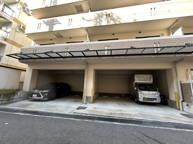 【駐車場】 | ルブニール西郷