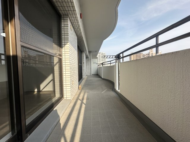 ライオンズマンション六ッ門西のバルコニー