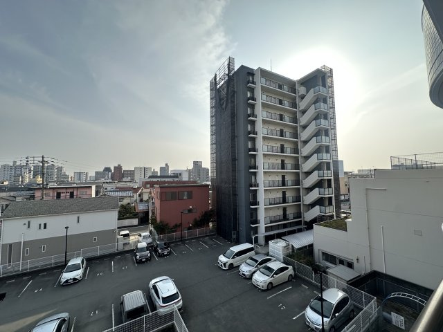 ライオンズマンション六ッ門西の展望