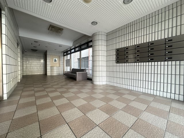 ライオンズマンション六ッ門西のロビー