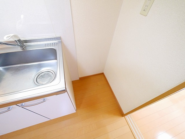 アムール野村Ⅲのその他|冷蔵庫などを置けるスペース