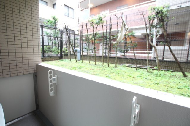 【バルコニー】