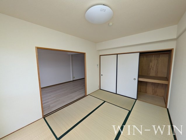 オアシス鷹丘の和室