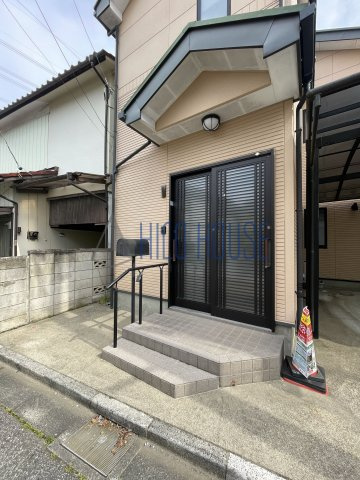 川越市寿町1丁目戸建のエントランス