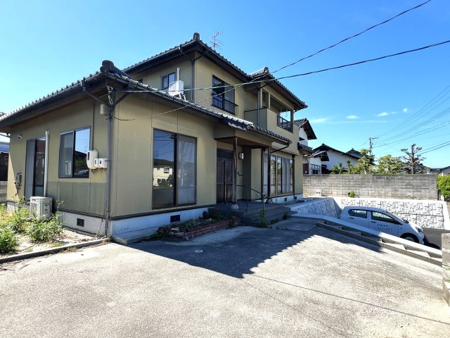 米子市旗ヶ崎８丁目　中古住宅の外観