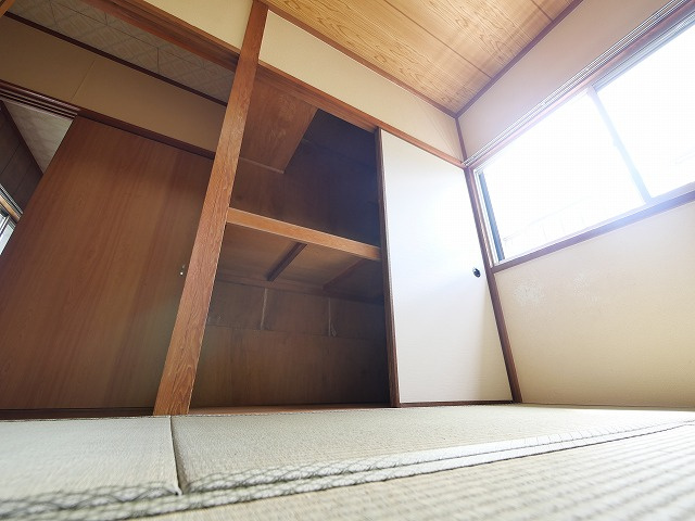 谷村貸家の収納