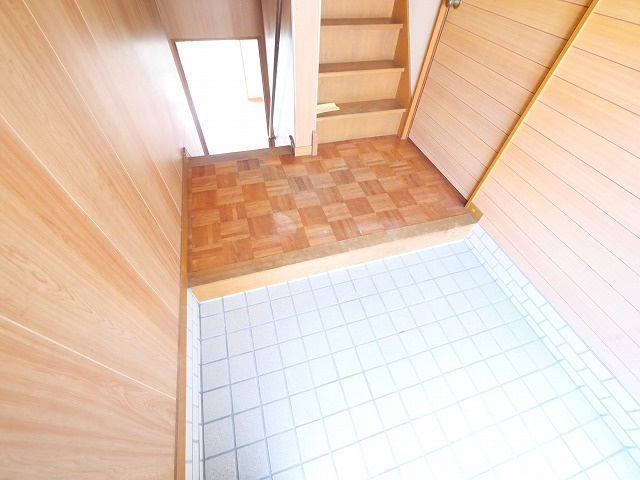 谷村貸家の玄関