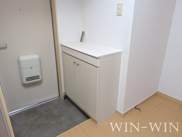 ペアハイツ三鷹 Bの玄関