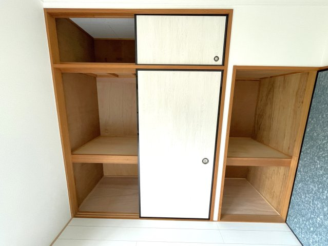 下ヶ傍示　中古戸建の収納