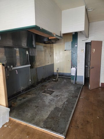 中野区本町５丁目の店舗事務所の駐車場