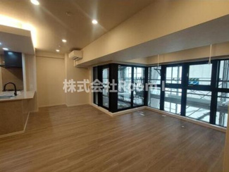 【居間・リビング】 | S-RESIDENCE谷町六丁目alo | ゆったりとした居間です(参考)202号室