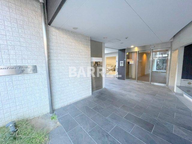 フロンティアゲート淀川のエントランス
