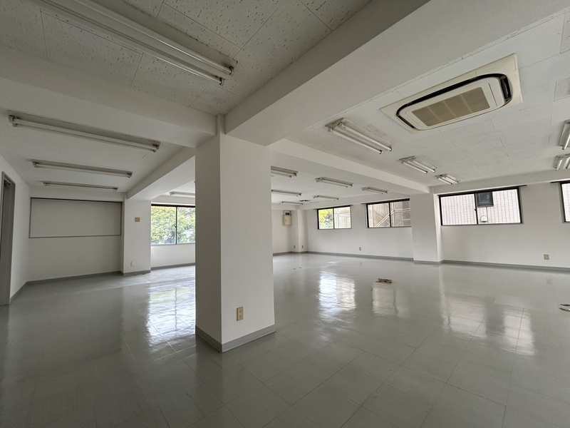 大田丸ヱ農産ビル 2F