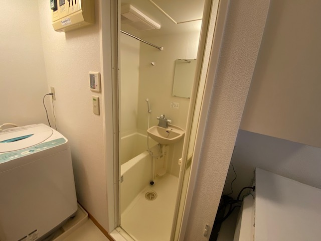 レオパレスコングラツィア石川台の浴室|73529357_19.jpg