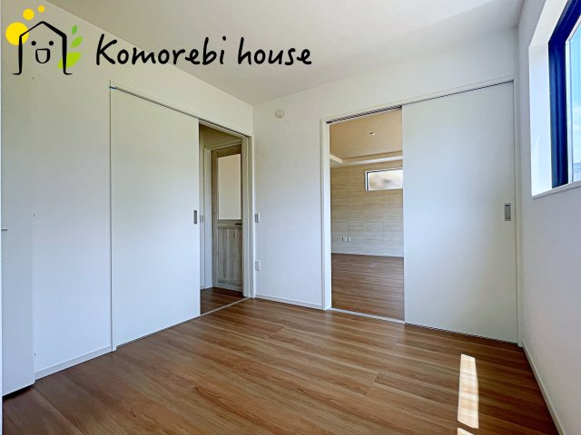 白岡市新白岡　8期　新築一戸建て　LIGARE　01の洋室|使い勝手のいい洋室です