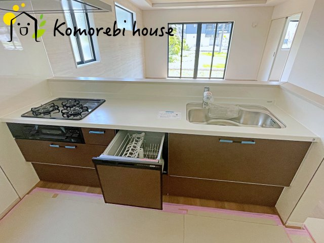 白岡市新白岡　8期　新築一戸建て　LIGARE　01のキッチン|キッチンです