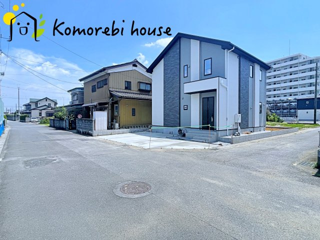 白岡市新白岡　8期　新築一戸建て　LIGARE　01の前面道路含む現地写真|前面道路含む現地写真です