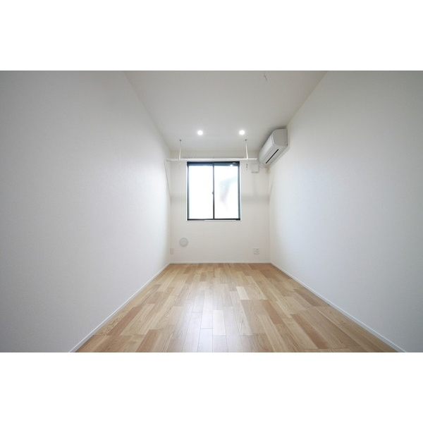 Ｖｉｌｌａ２４６５（ヴィラ西六郷）の居間・リビング|60748933_5.jpg